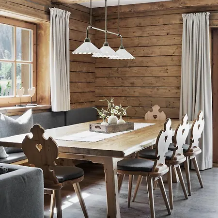 Holzlebn Holiday park 3*