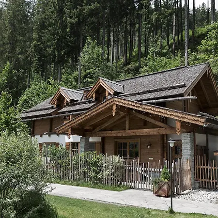 Kompleks wypoczynkowy Holzlebn