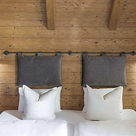Holzlebn Tatil parkı