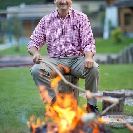 Kompleks wypoczynkowy Holzlebn 3*